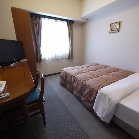 Hotel Route-Inn Matsusaka Ekihigashi Exterior foto